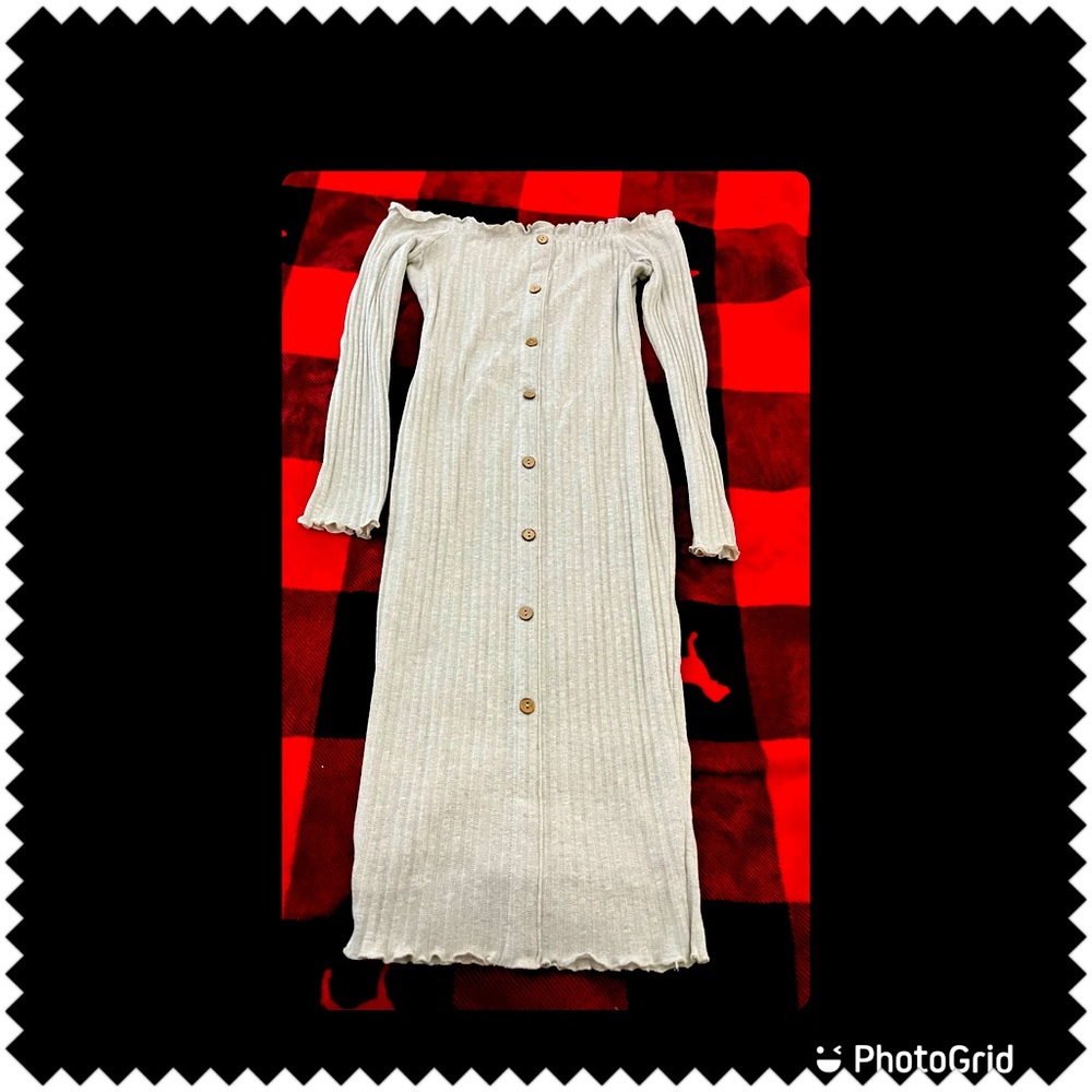 Off the shoulder Oatmeal colored dress …Never Worn only tried on (Tags are off)